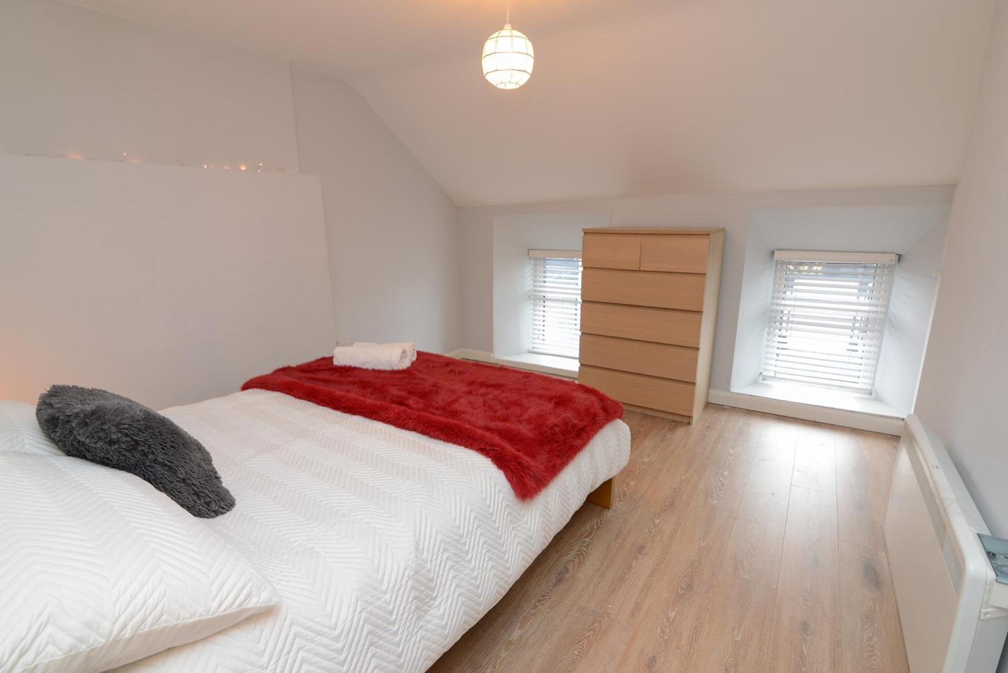 The Red Keep Fab Location - Two Bed - Two Bathrooms -Townhouse Galway Exteriér fotografie