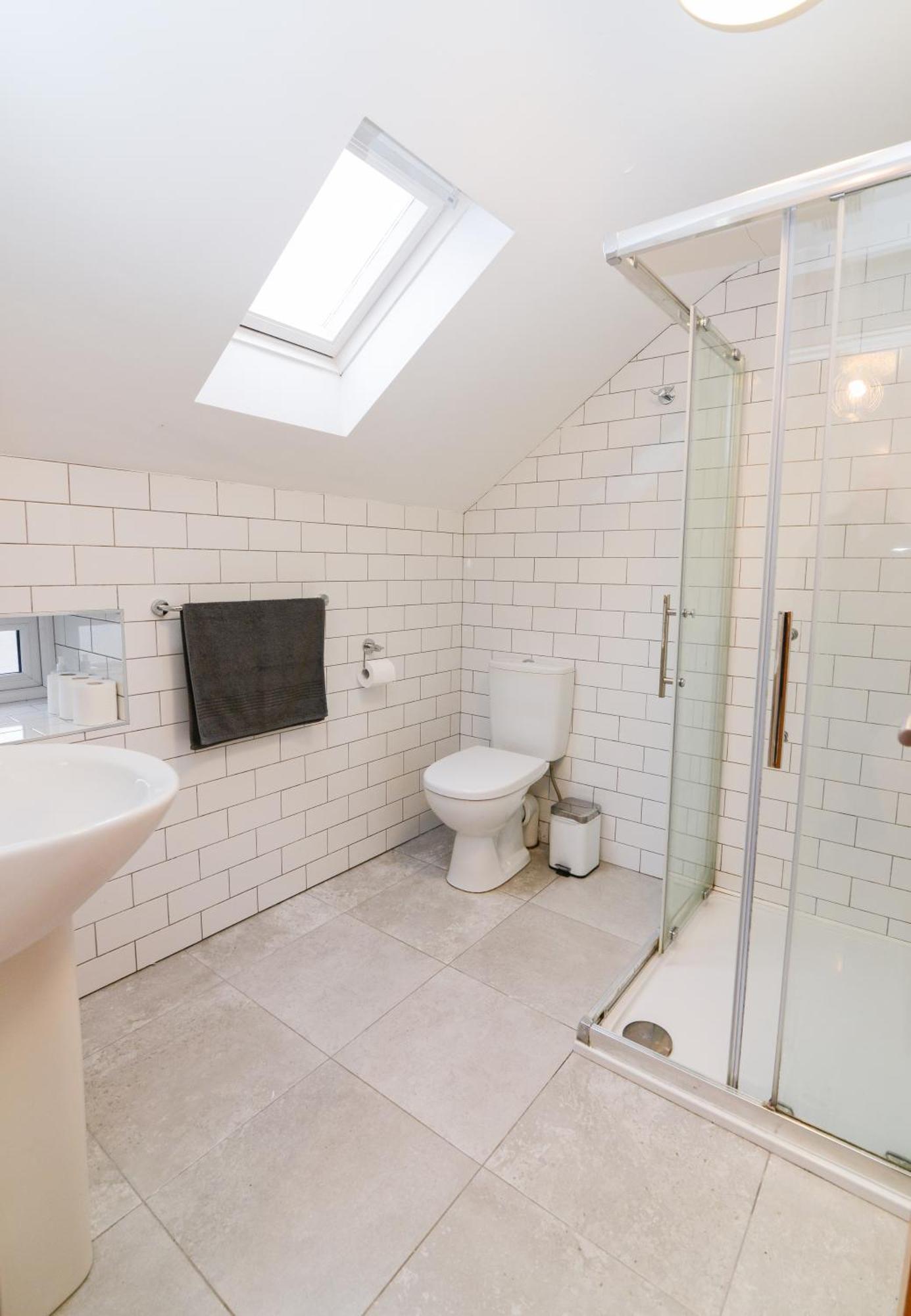 The Red Keep Fab Location - Two Bed - Two Bathrooms -Townhouse Galway Exteriér fotografie